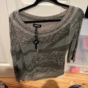 Express off shoulder Mesh Top (Army Green)